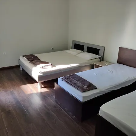 2-bed,2-bath, Free Private Parking * Златни пясъци