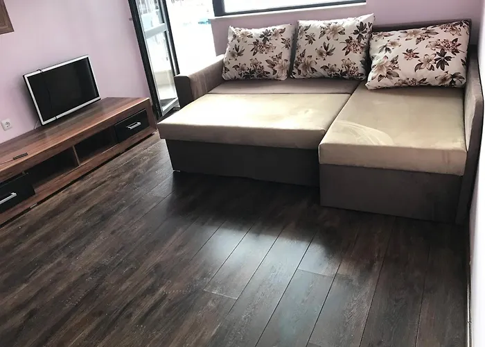 公寓 2-bed,2-bath, Free Private Parking *